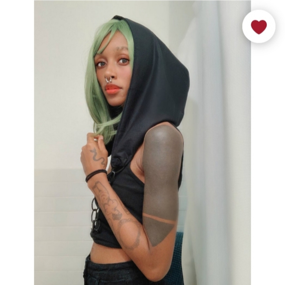 Black Hood with Black Chain